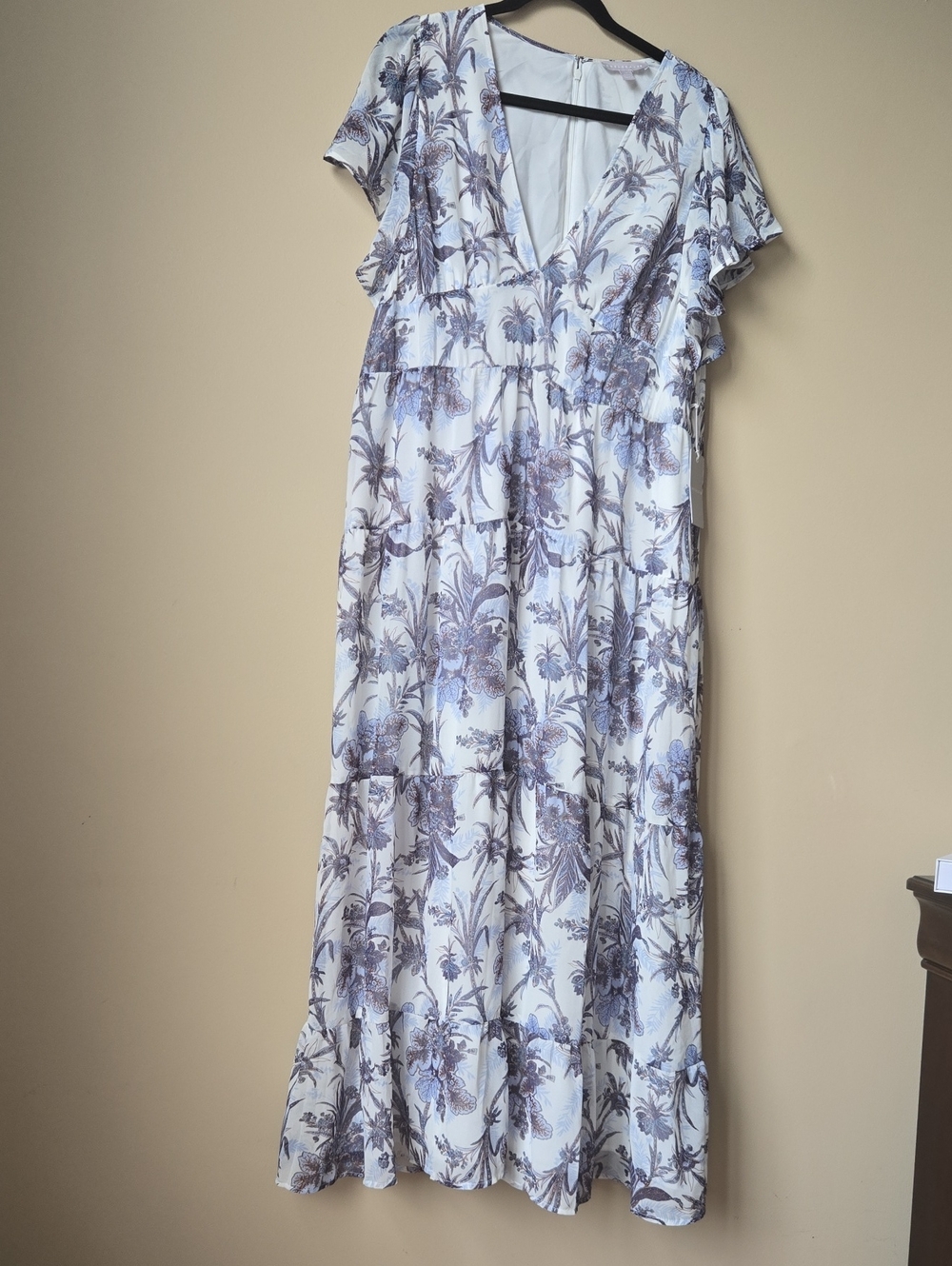 Chelsea28 Cream Maxi Dress with Lavender Floral Print